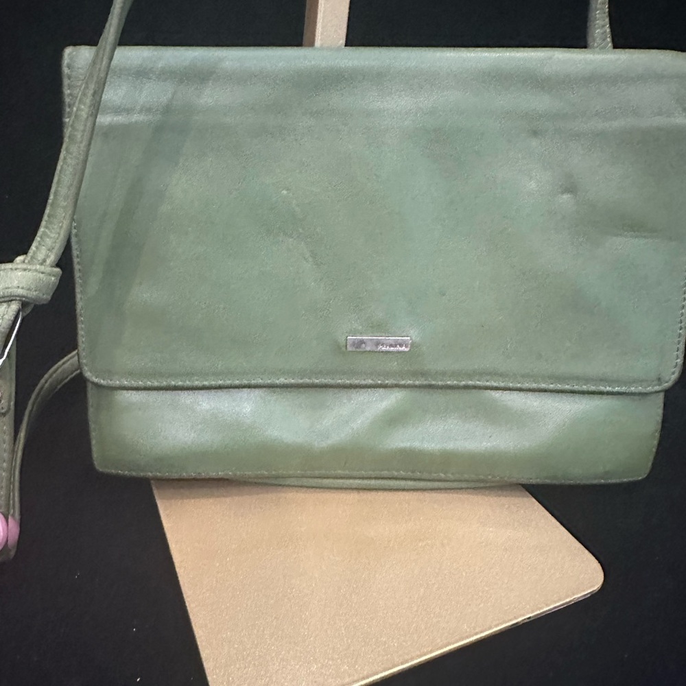 Perlina Olive Crossbody Bag